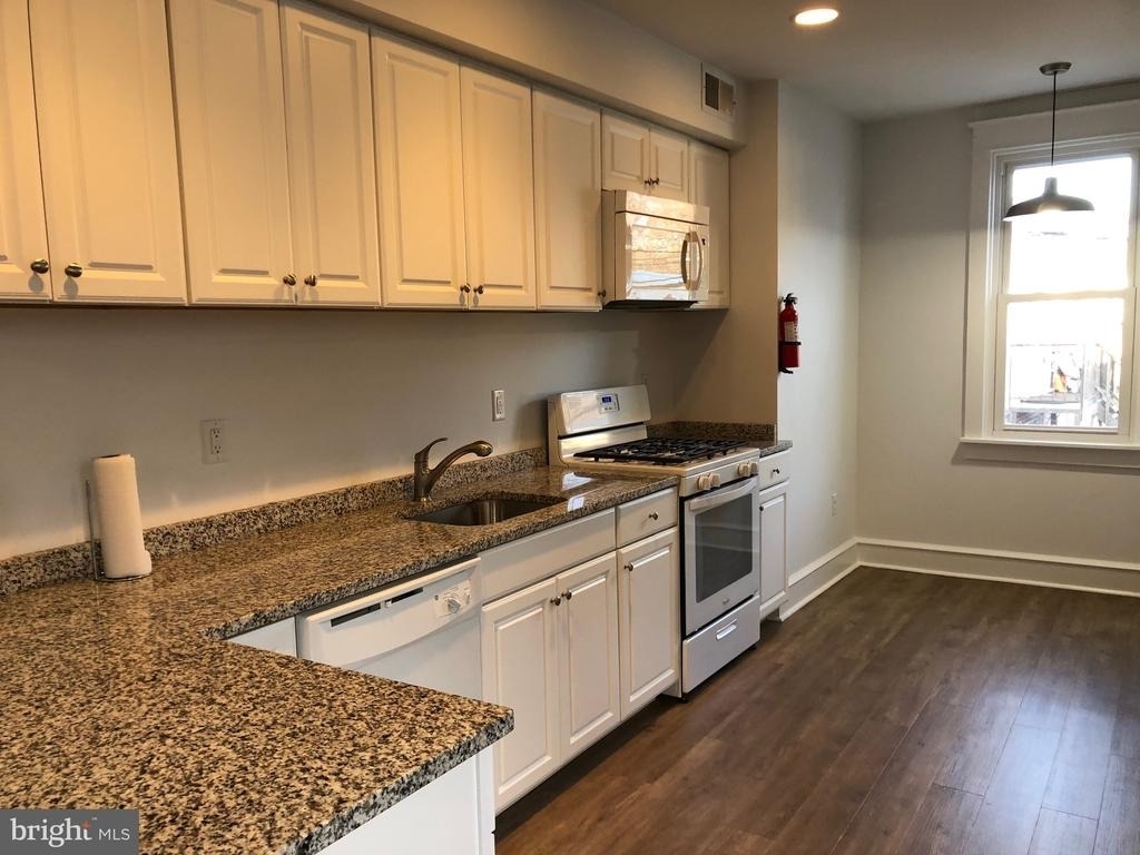 6 E Eagle Road - Photo 1