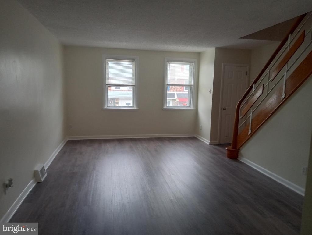 58 Suburban Lane - Photo 7