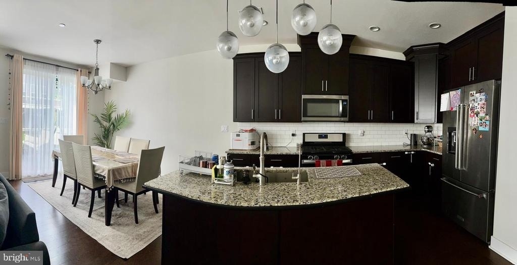 607 Mockernut Court - Photo 1