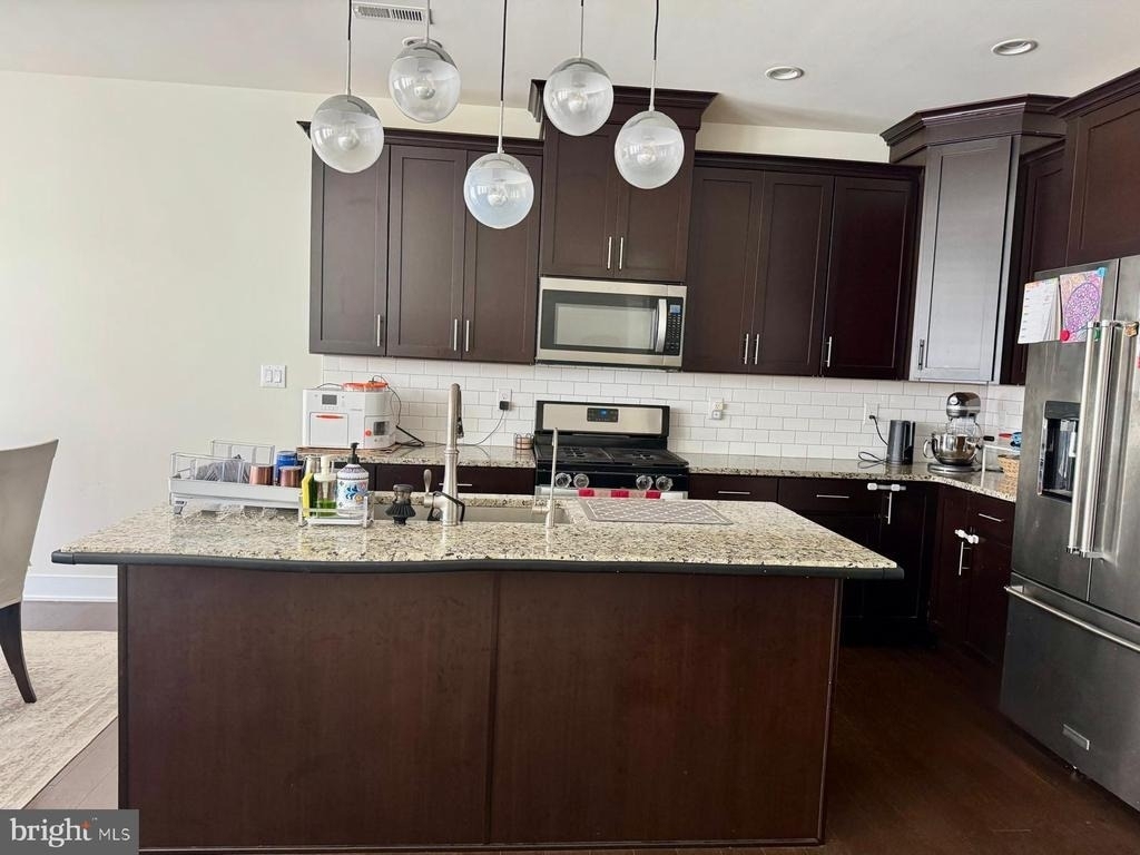 607 Mockernut Court - Photo 2