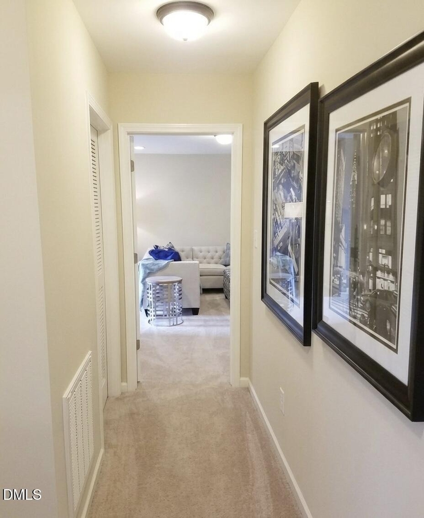 508 Excalibur Drive - Photo 12