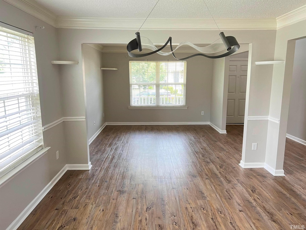 5013 Marathon Lane - Photo 3