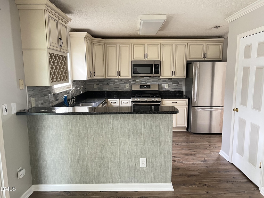5013 Marathon Lane - Photo 35