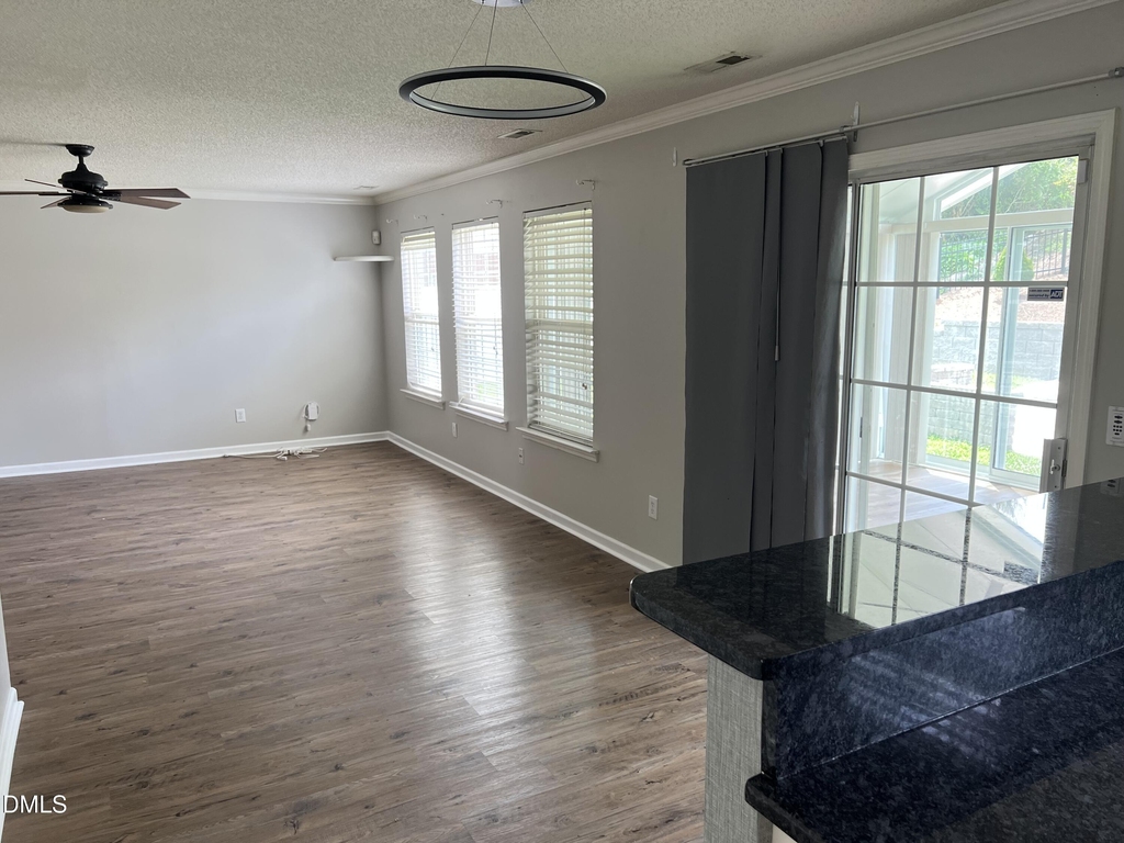 5013 Marathon Lane - Photo 32