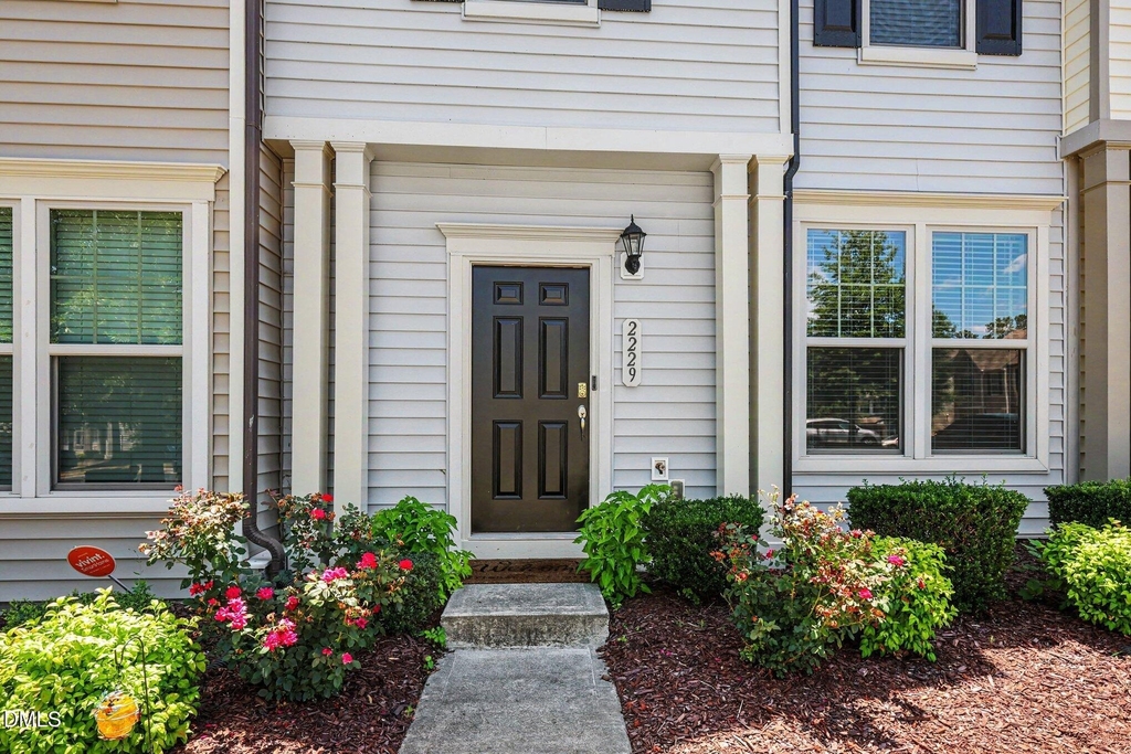 2229 Sunny Cove Drive - Photo 3