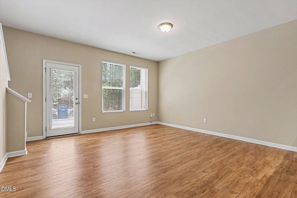 2229 Sunny Cove Drive - Photo 6