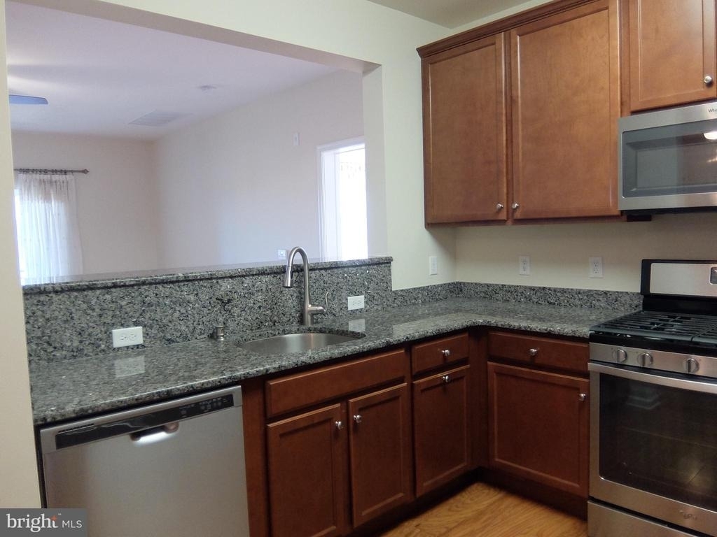 1132 Halifax Pl - Photo 19