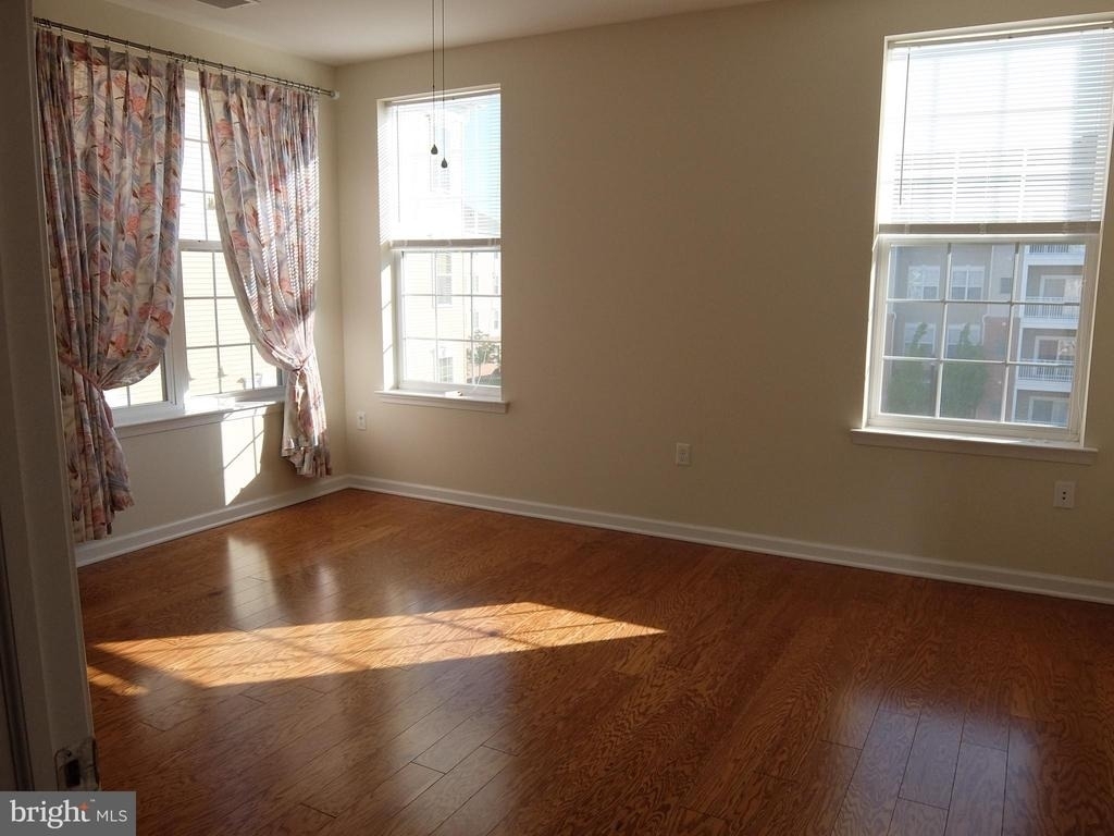 1132 Halifax Pl - Photo 12