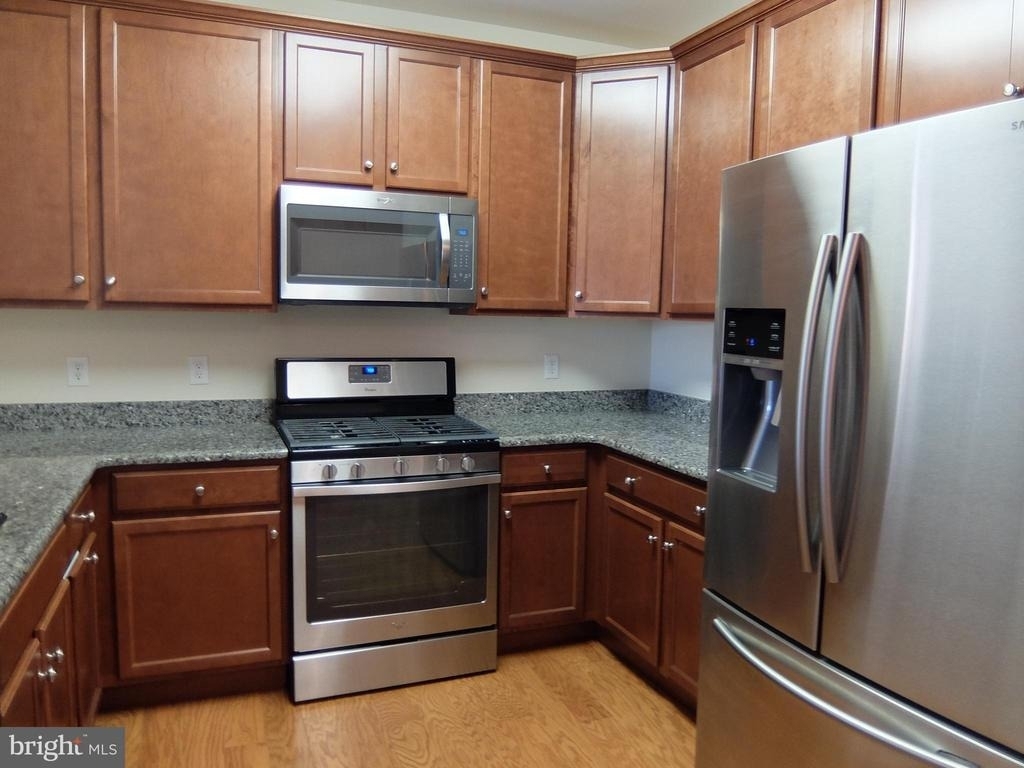 1132 Halifax Pl - Photo 16