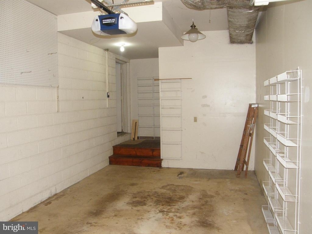 23306 Walnut Hollow Court - Photo 4