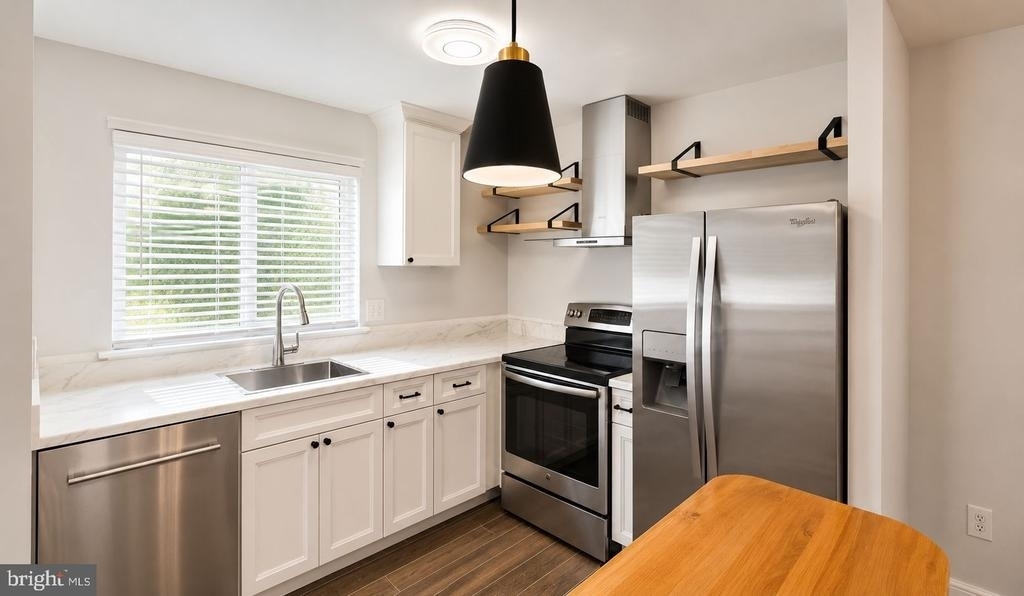 15603 Dorset Road - Photo 2