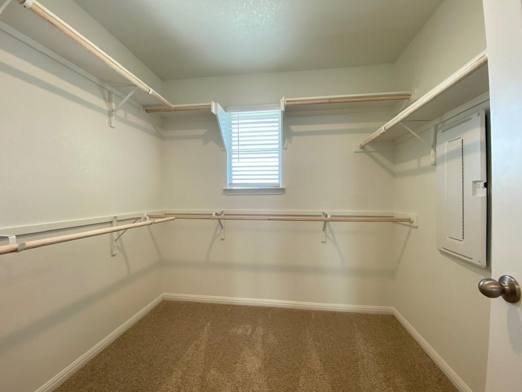 241 Saide St - Photo 22