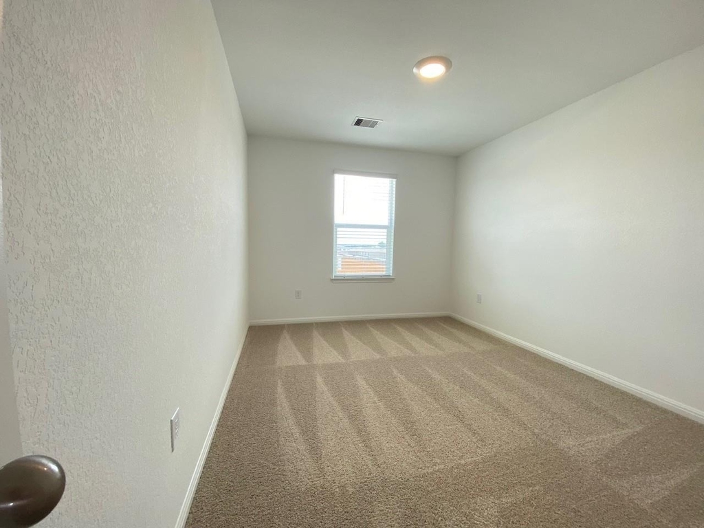 241 Saide St - Photo 25