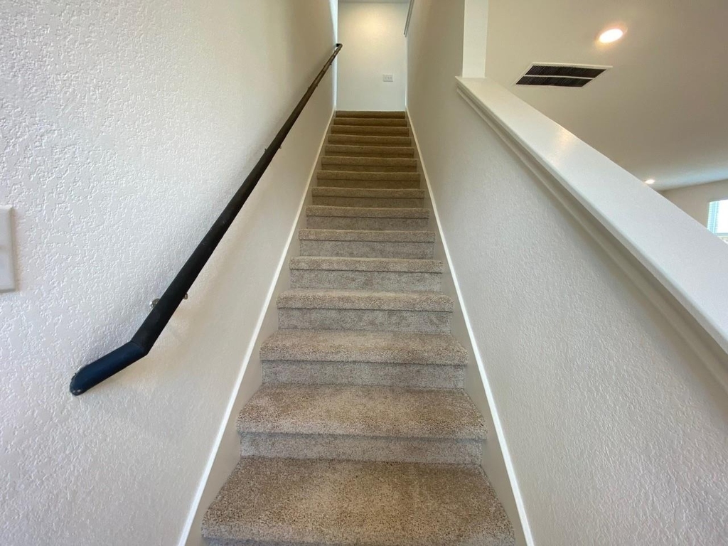 241 Saide St - Photo 14
