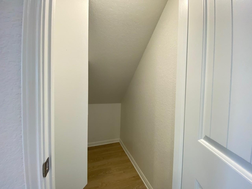 241 Saide St - Photo 10