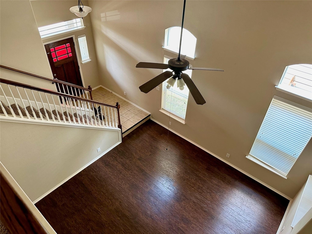 8633 White Ibis Dr - Photo 3