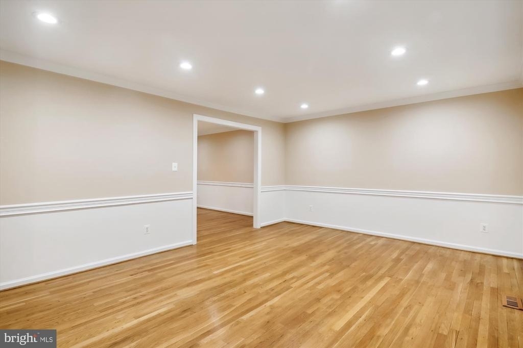 9309 Langford Court - Photo 18