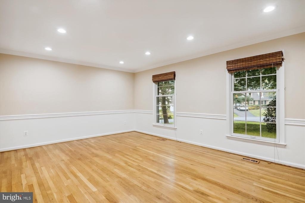 9309 Langford Court - Photo 10