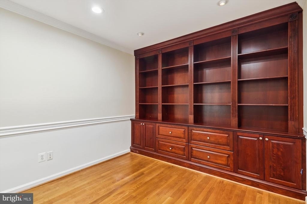 9309 Langford Court - Photo 24