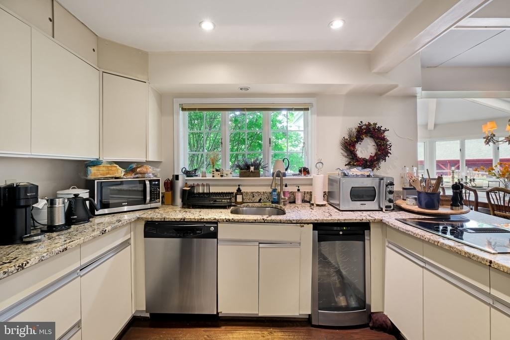 10600 Red Barn Lane - Photo 14