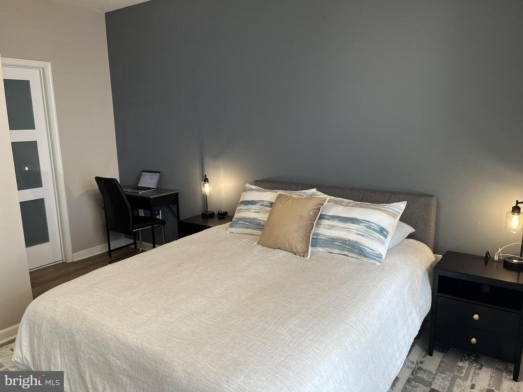 27 Booth Street - Photo 3