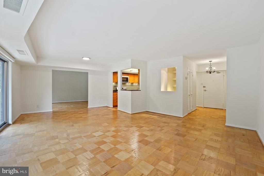 9039 Sligo Creek Parkway - Photo 6