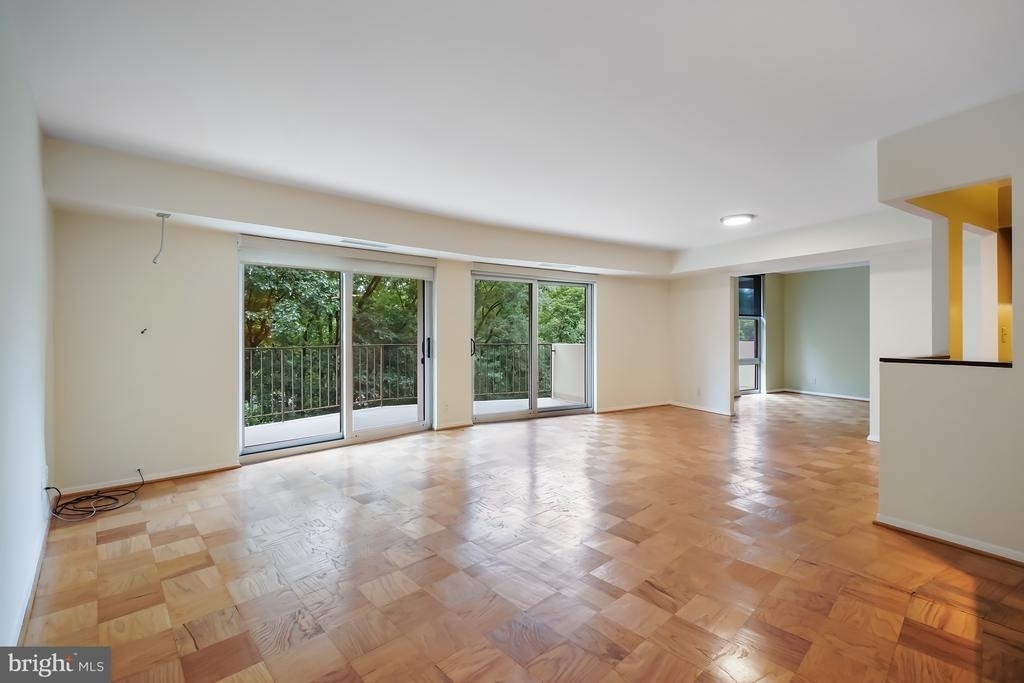 9039 Sligo Creek Parkway - Photo 4