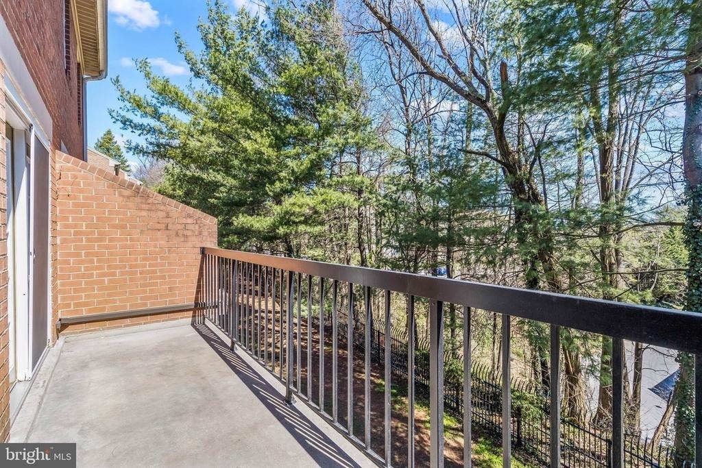 3842 Chesterwood Drive - Photo 28