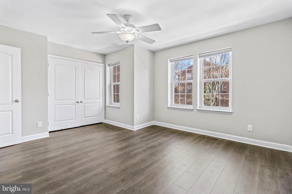 3842 Chesterwood Drive - Photo 8