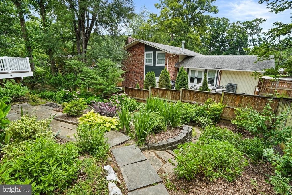 6428 Earlham Drive - Photo 56
