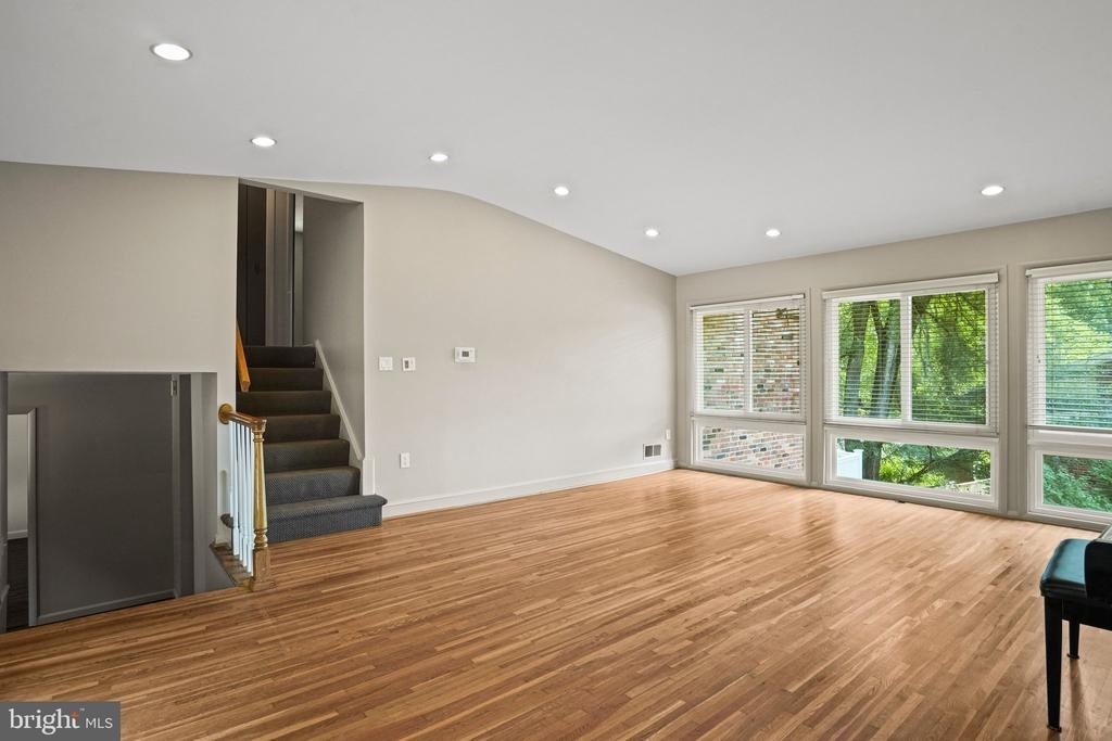 6428 Earlham Drive - Photo 18