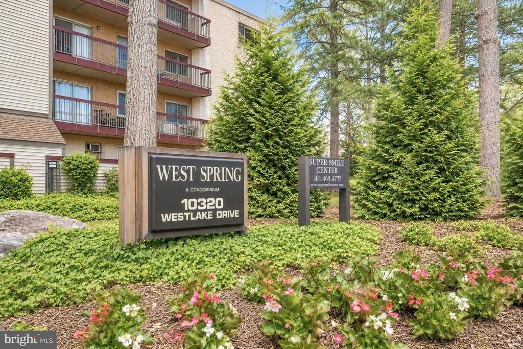 10320 Westlake Drive - Photo 2