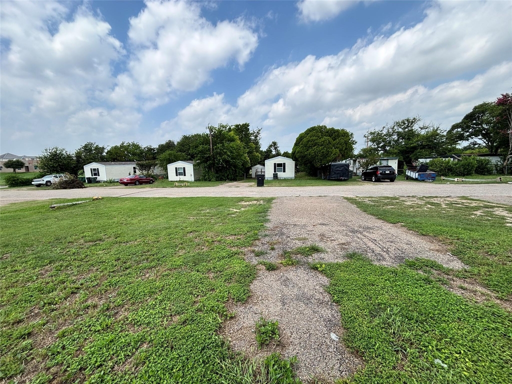 3616 W Nugent Ave - Photo 11