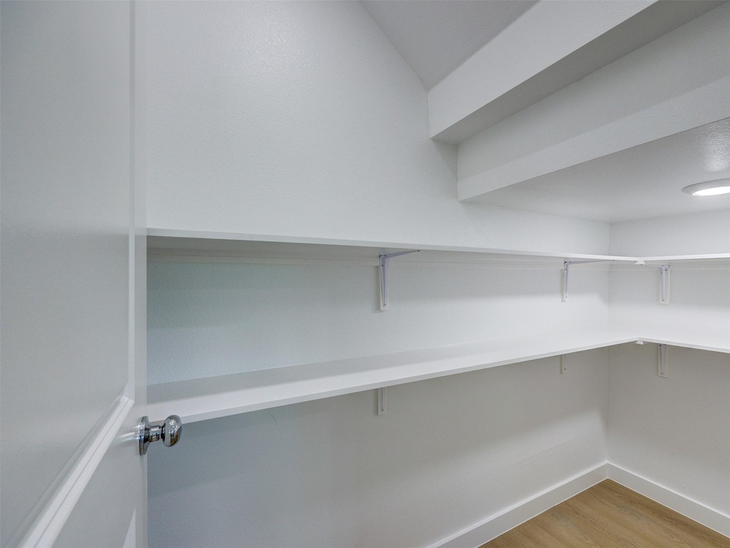 230 Brown St - Photo 9