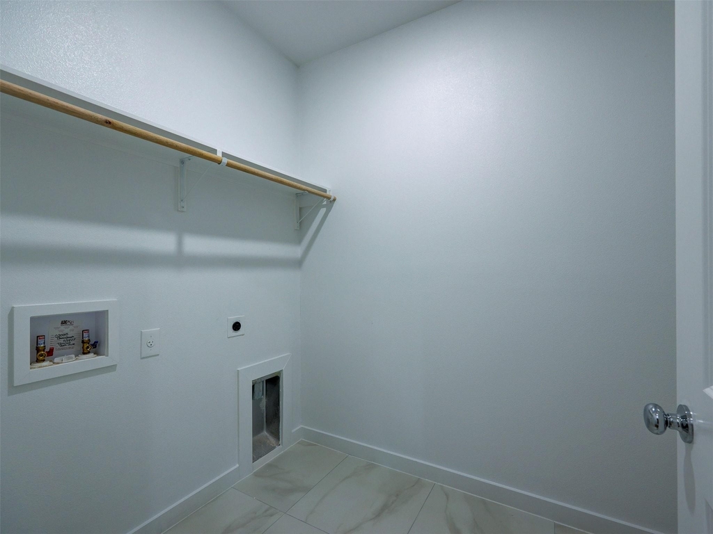 230 Brown St - Photo 4