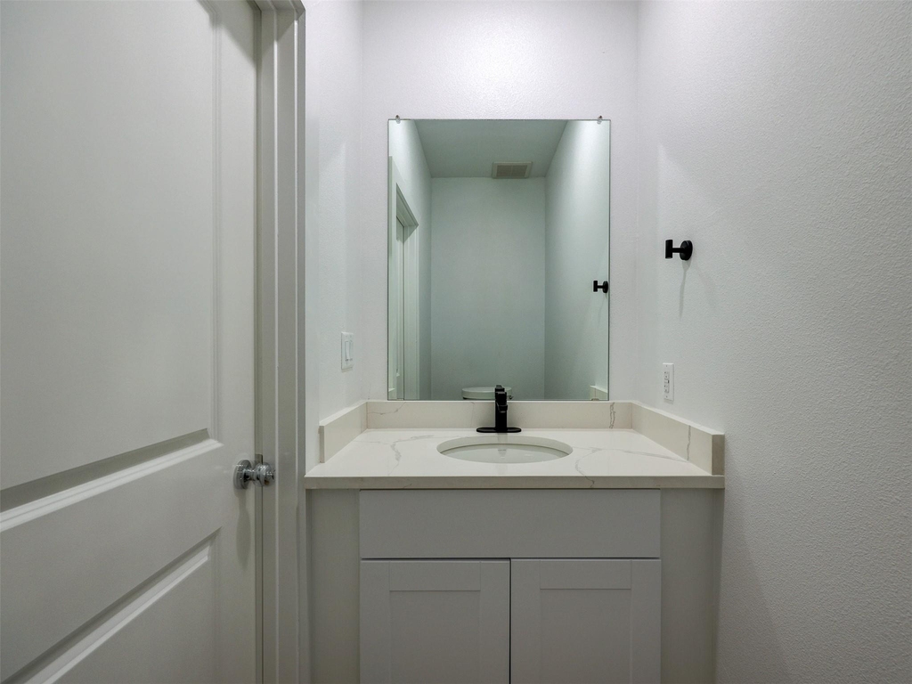 230 Brown St - Photo 6