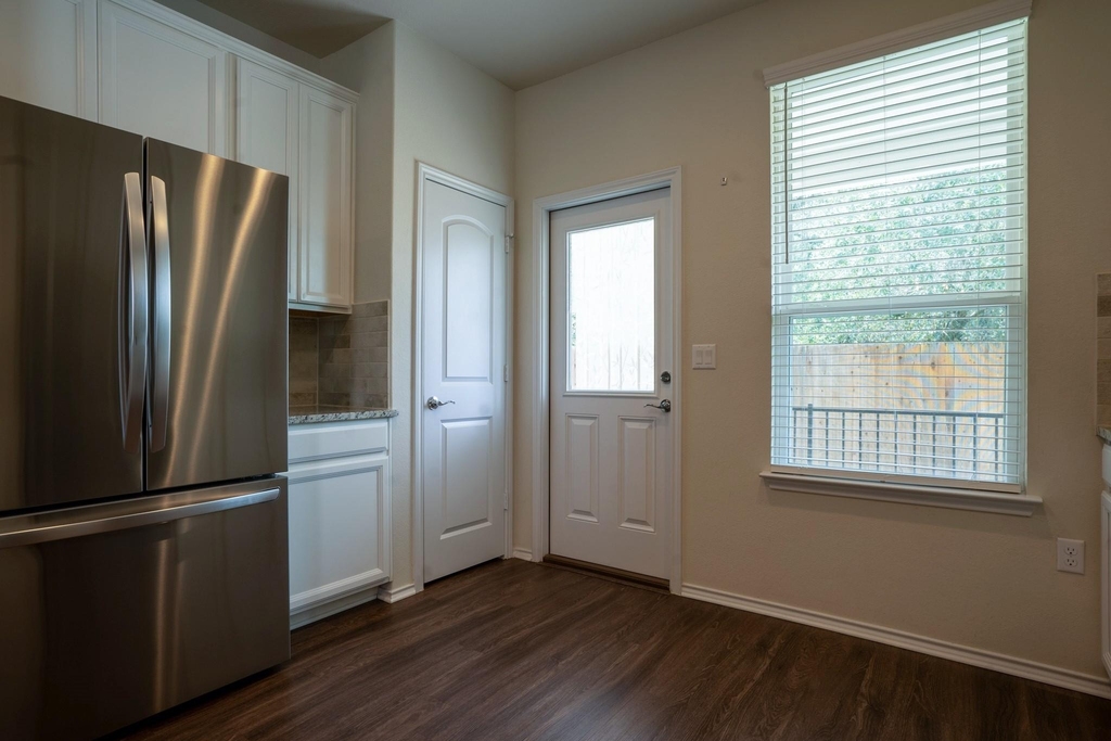 10509 Abana Way - Photo 8