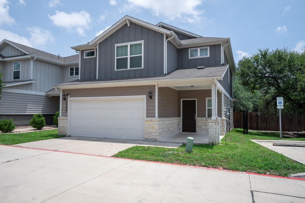 10509 Abana Way - Photo 1