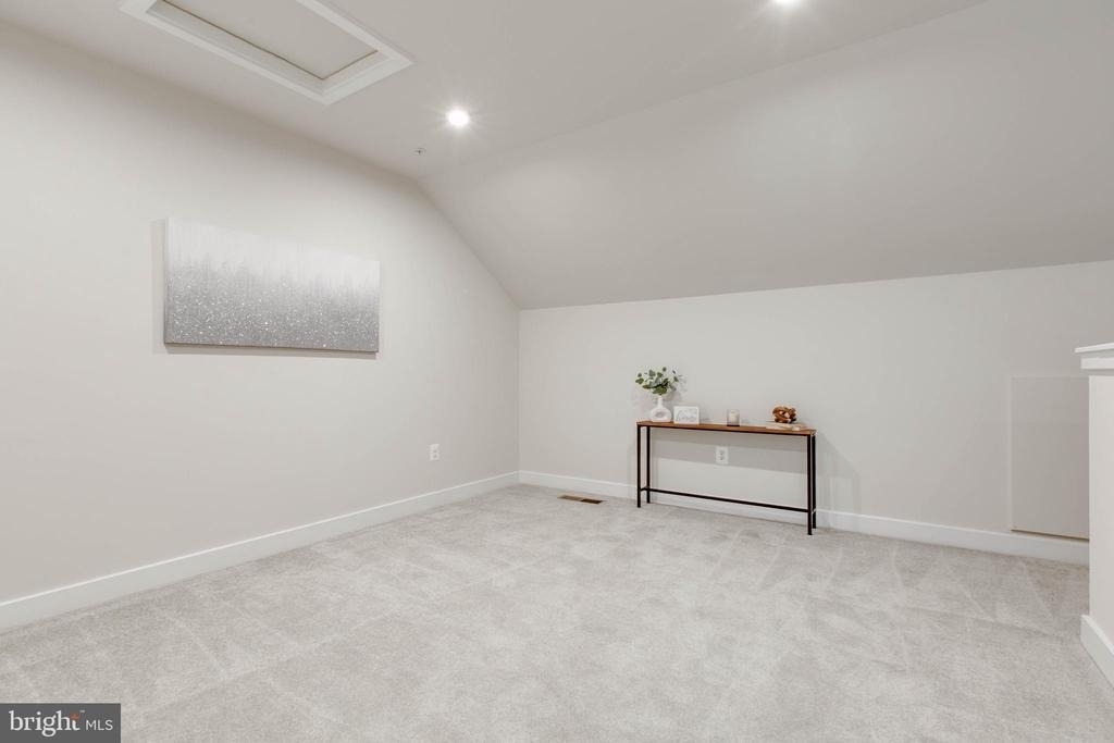 7523 Bharat Way - Photo 34