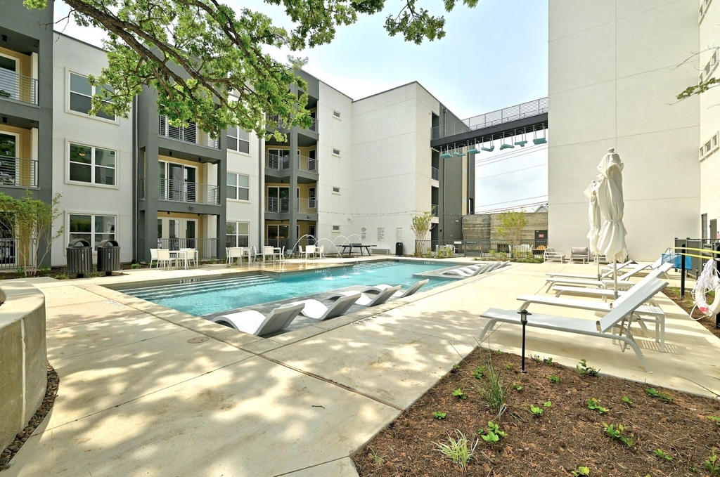 4801 Springdale Rd - Photo 25