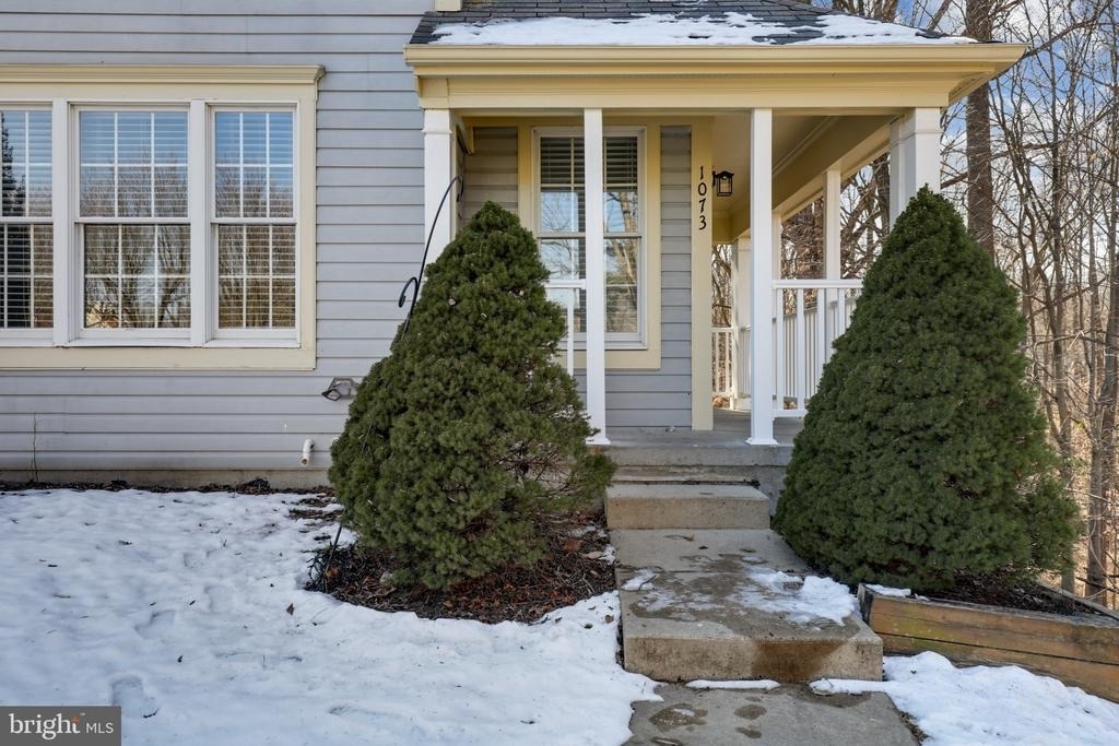 1073 Wingate Court - Photo 1