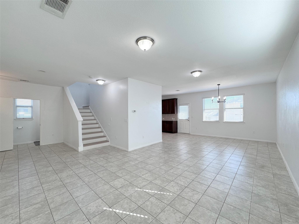 251 Triumph Rd - Photo 9