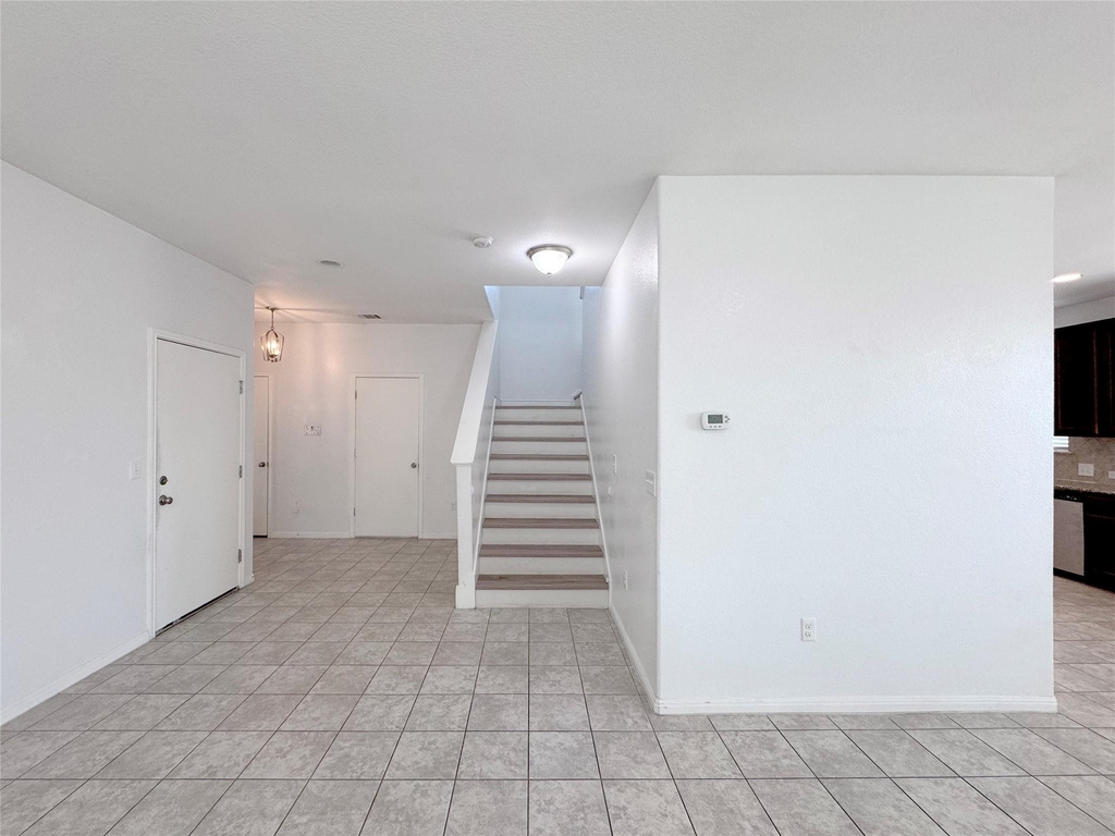 251 Triumph Rd - Photo 16