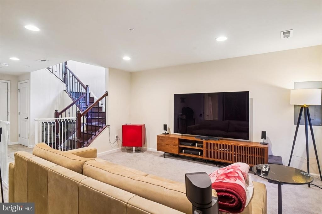 6947 Country Club Terrace - Photo 39