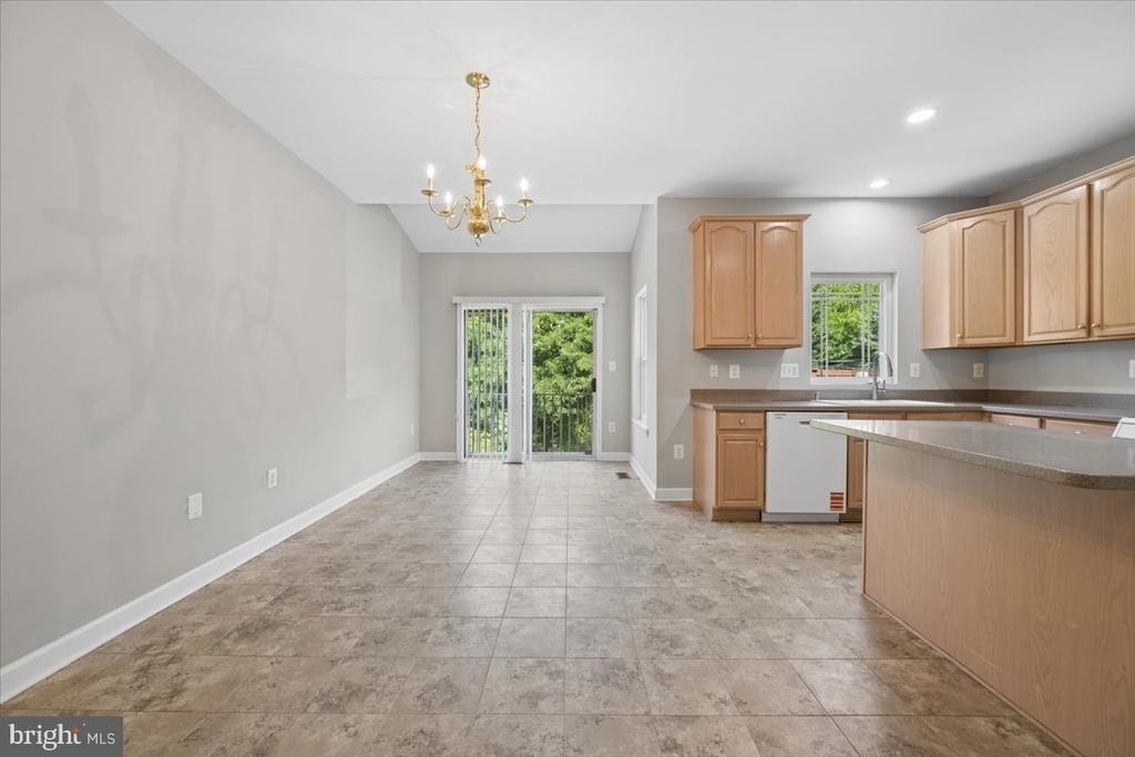 1004 Collindale Avenue - Photo 7