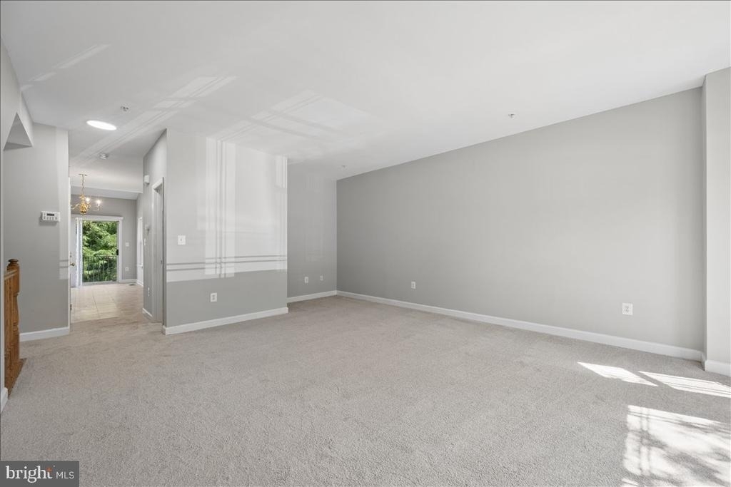 1004 Collindale Avenue - Photo 5