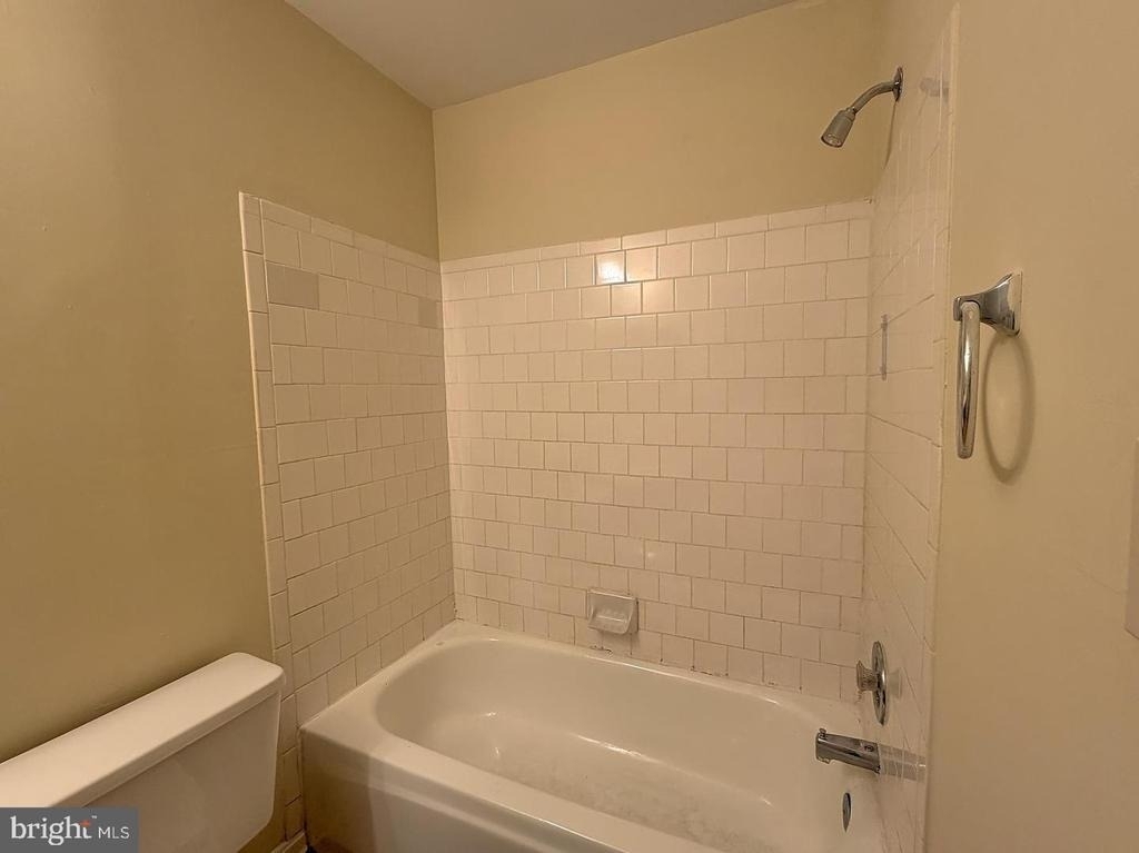 4100 Hunters Hill Circle - Photo 15