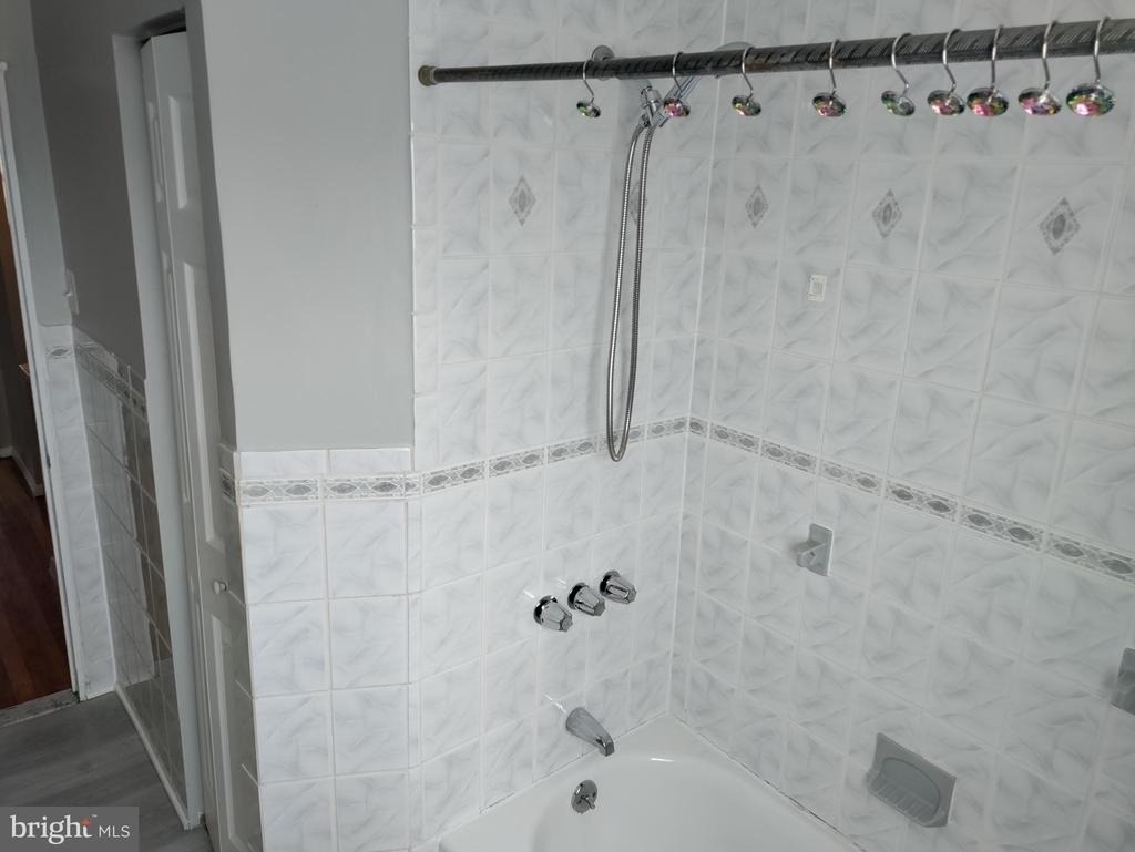 7862 Kentley Road - Photo 5