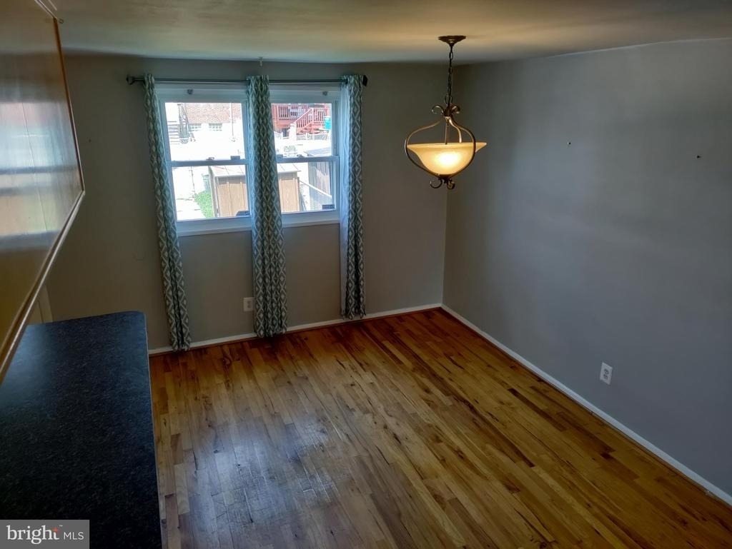 7862 Kentley Road - Photo 3