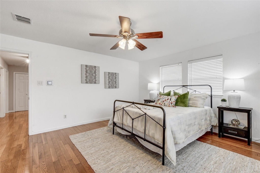 2408 W Messick Loop - Photo 17